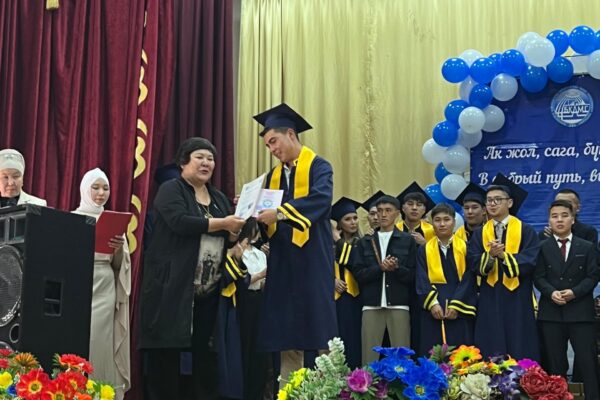 Торжественное вручение дипломов выпускникам-архитекторам БКАМС!