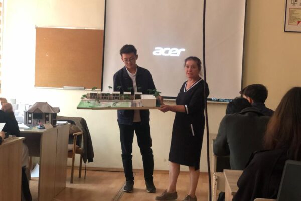 Открытый урок по инженерной графике в БКАМС